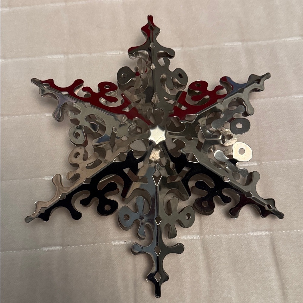 Crate & Barrel Silver Star Tree Topper ✨ NWT